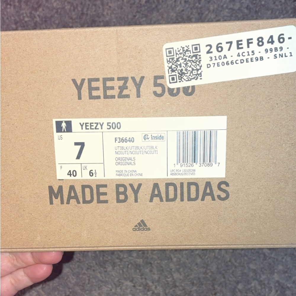 Adidas Yeezy 500 Shoe Box in Brown